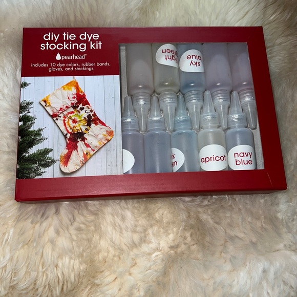 Tie Dye Christmas Stocking Kit Do It Yourself DIY Pearlhead Every Thing Included - Picture 1 of 6
